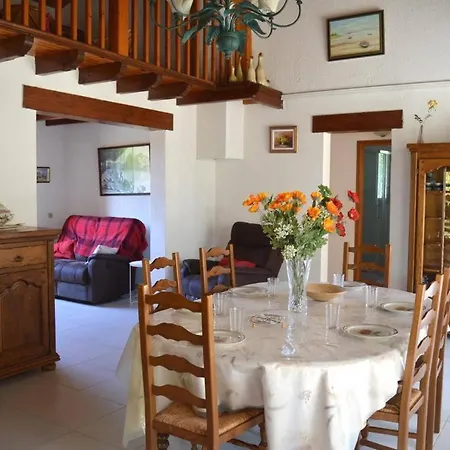 Villa Maison 4 Pièces 7 Couchages Sur Ar000-067
